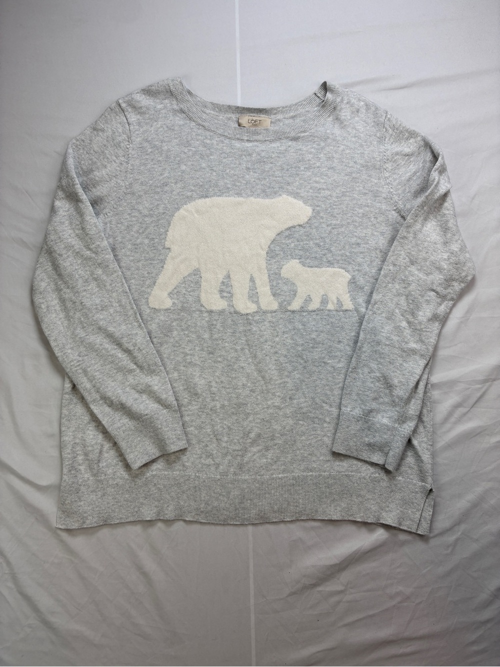 LOFT szL Light Gray Crewneck Sweater with Polar Bear Motif lightweight Cotton